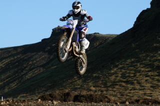 Bjrk a fla sig vel  YZ125